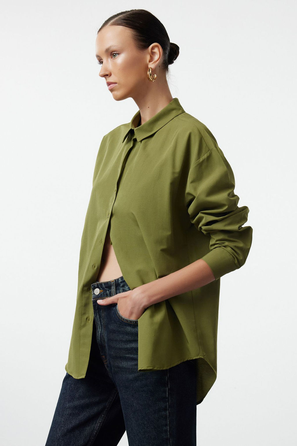 Koyu Haki Loose Fit Pamuklu Dokuma Gomlek TWOAW20GO0107