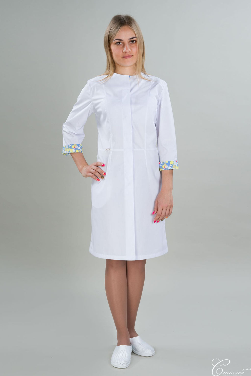 Халат женский 154 ТС. Цвет: белый и подарки