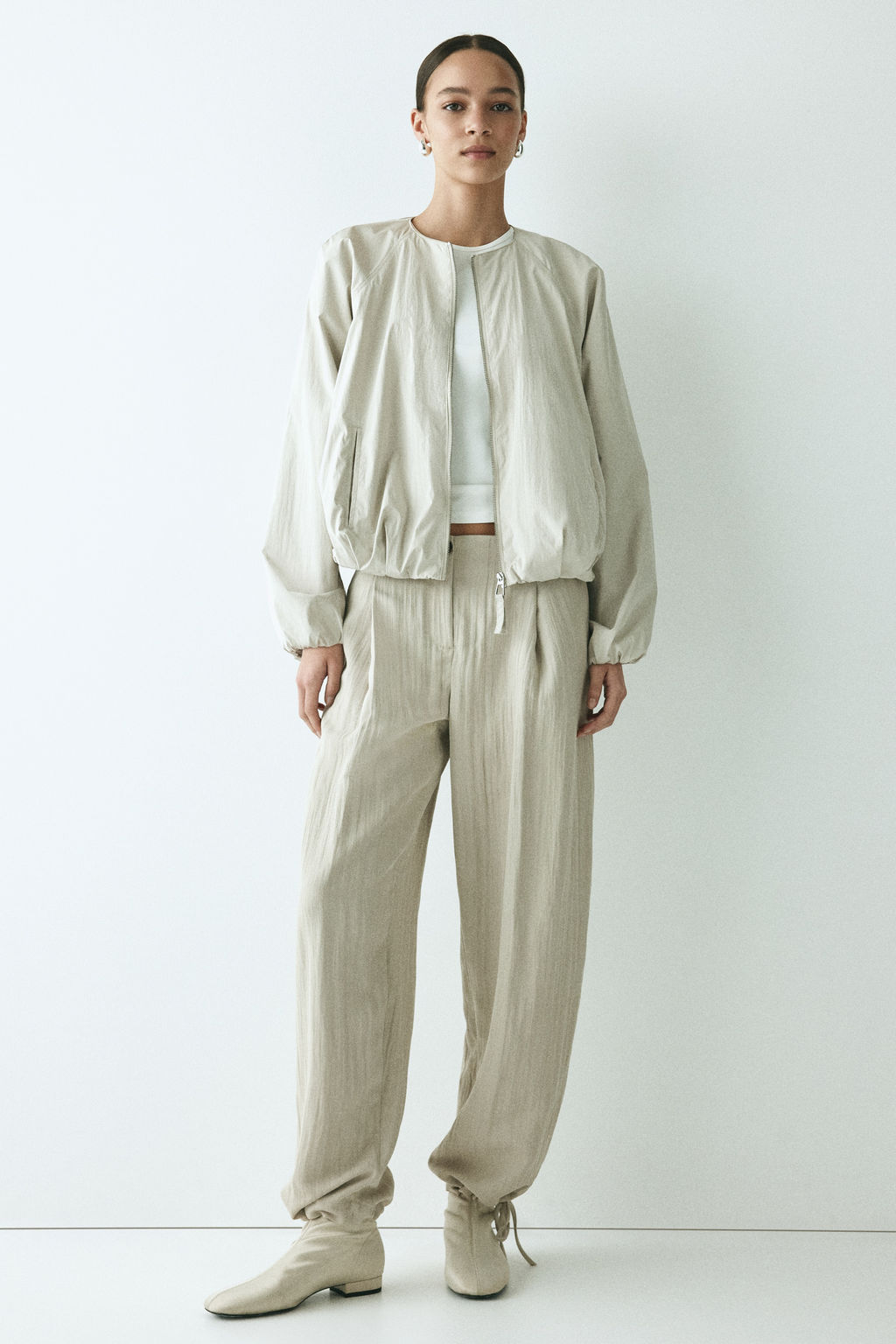 Pantal?n barrel con efecto arrugado - H&m фото 3