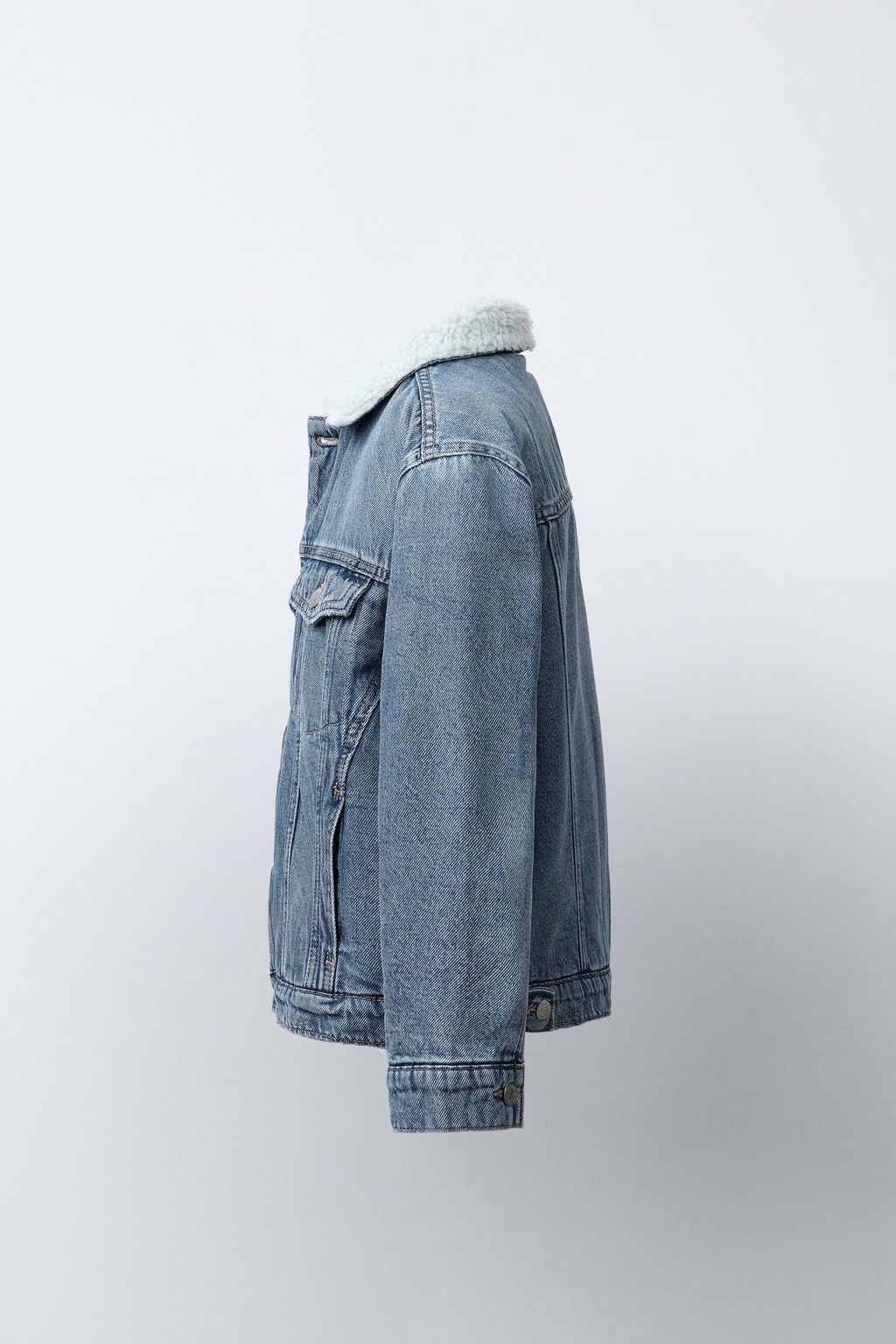 DENIM JACKET WITH FAUX SHEARLING - Zara фото 12