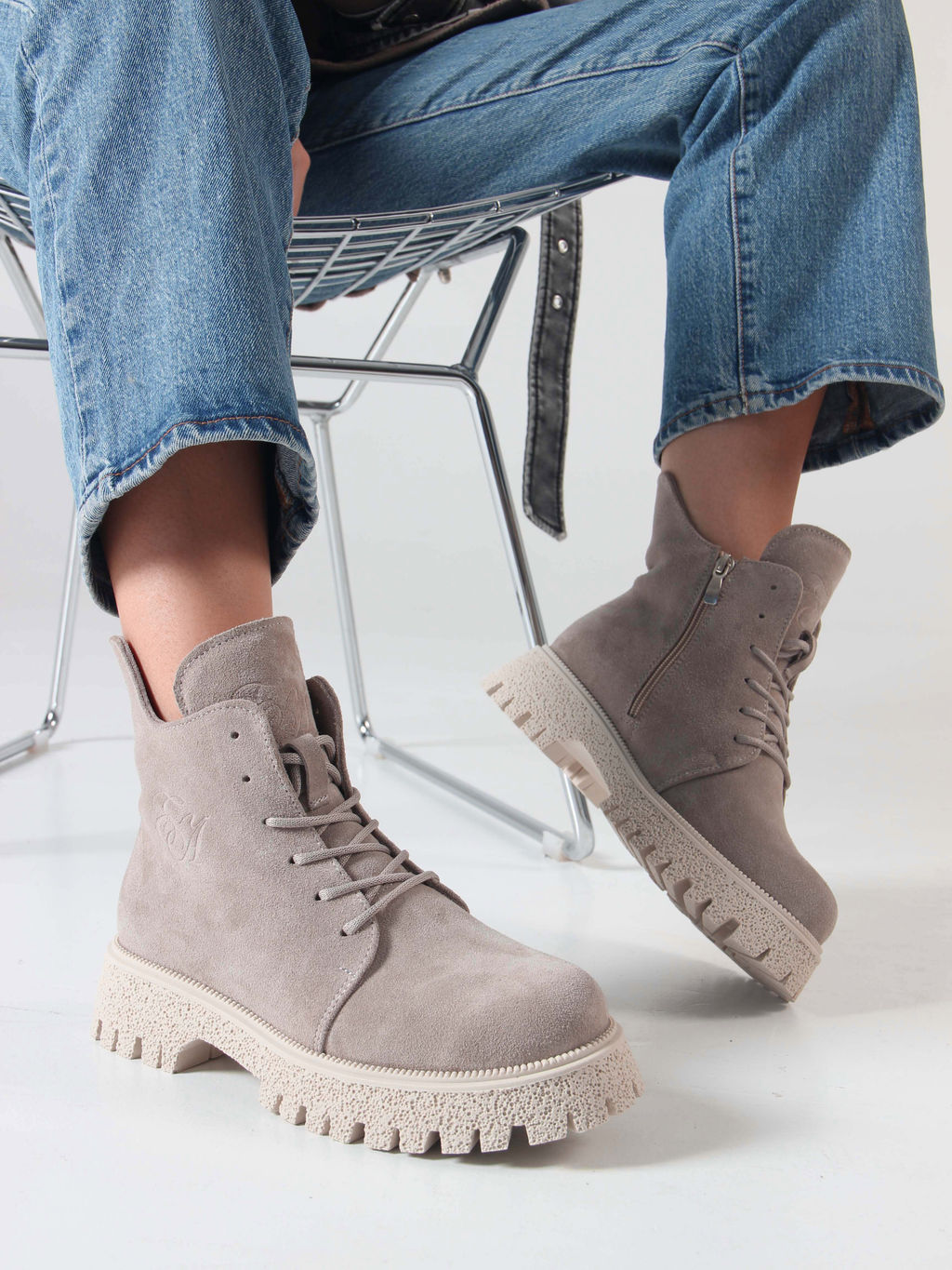 Ботинки 228.V.1541be. Каменный замша/Мех
