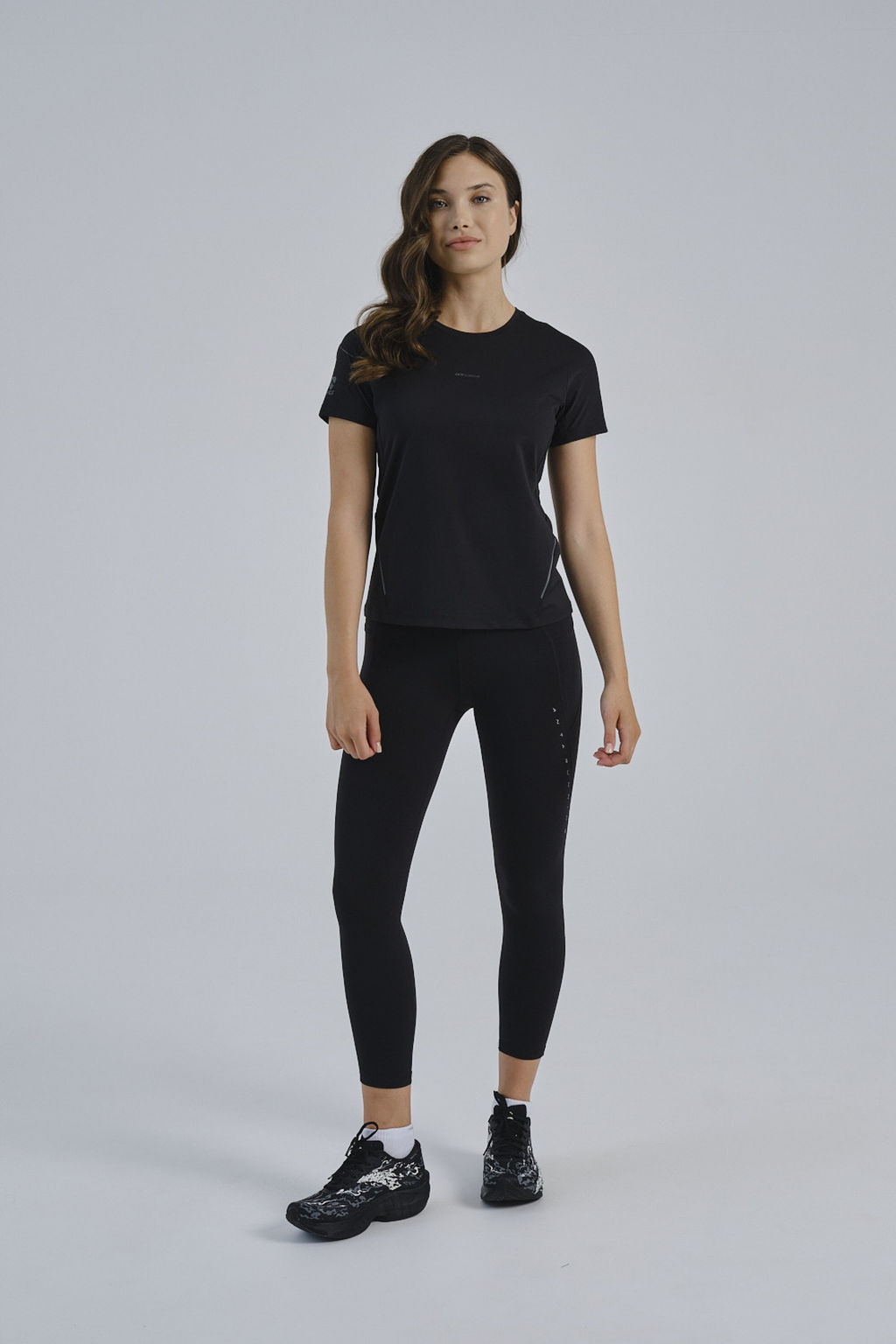 Футболка Guanjun Черный