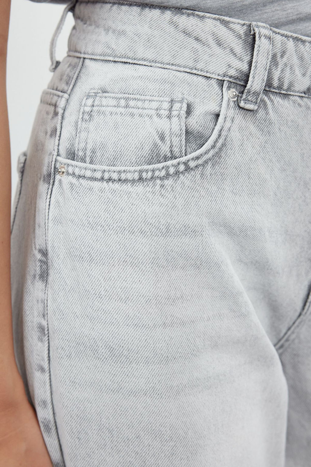 TRENDYOLMILLA Gri Yuksek Bel Ekstra Wide Leg Palazzo Jeans TWOAW25JE00102 фото 4