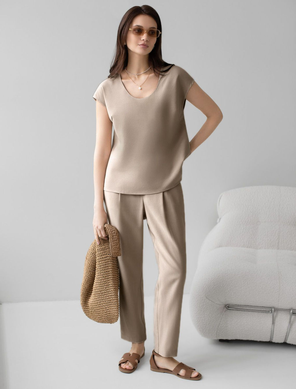 Блузка с U вырезом скроенная по косой из плотного лиоцелла - Vilatte фото 4