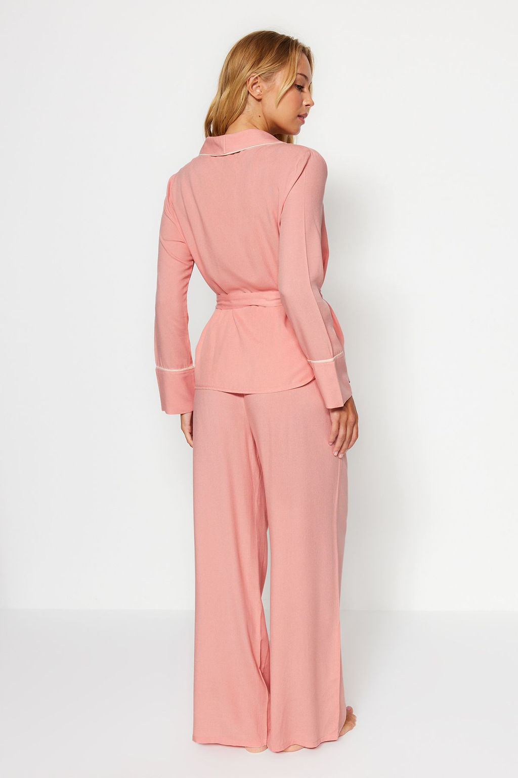 Trendyolmilla Bej Kusakl? Biye Detayl? Kruvaze Viskon Hamile Dokuma Pijama Tak?m? THMAW22PT1109  фото 41