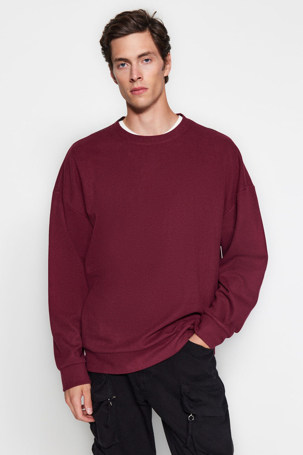 TRENDYOL MAN Lacivert Bisiklet Yaka Oversize/Genis Kesim Yumusak F?rcal? Selanik Sweatshirt TMNAW24SW00057 - Trendyolmilla фото 2