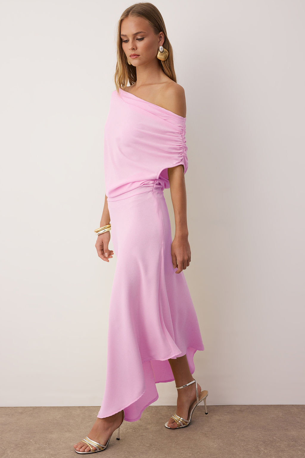 Siyah A Kesim Kay?k Yaka Dokuma Midi S?k Elbise TPRSS25EL00321 - Trendyolmilla фото 19