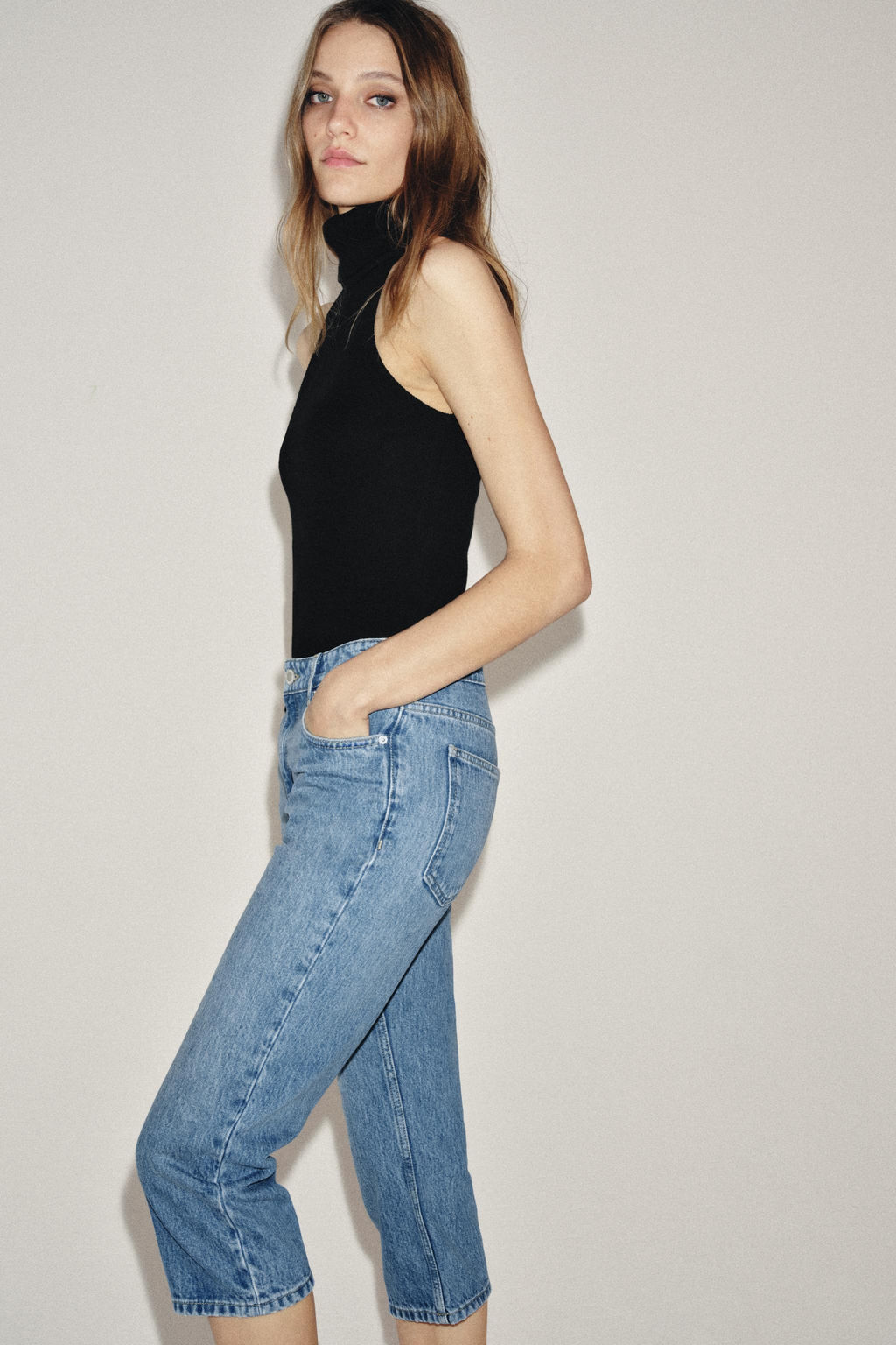 JEANS ZW COLLECTION CAPRI TIRO MEDIO / Azul - Zara фото 2