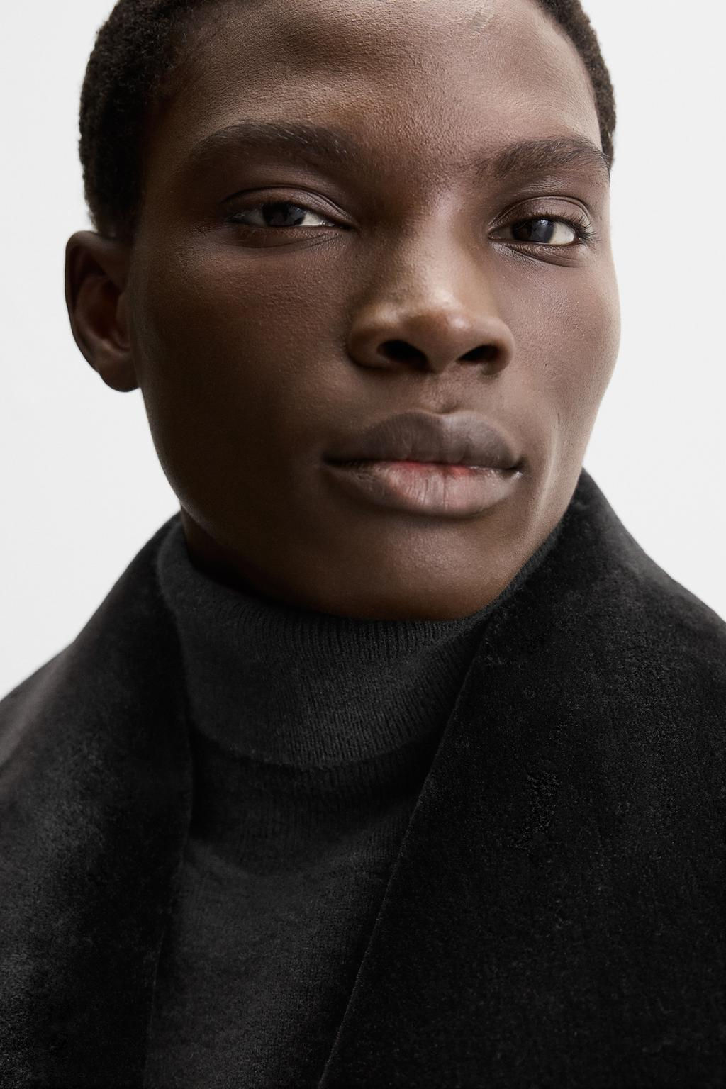 COAT WITH CONTRAST COLLAR - Zara фото 5