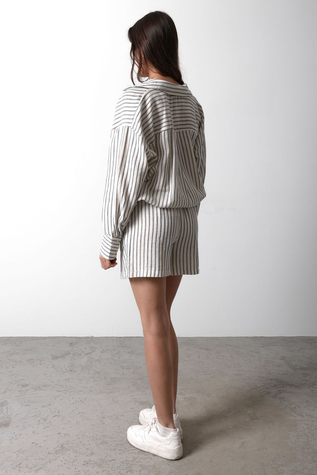 TRENDYOLMILLA Bej Beli Lastikli Cizgili Muslin Sort & Bermuda TWOSS25SR00039 фото 6