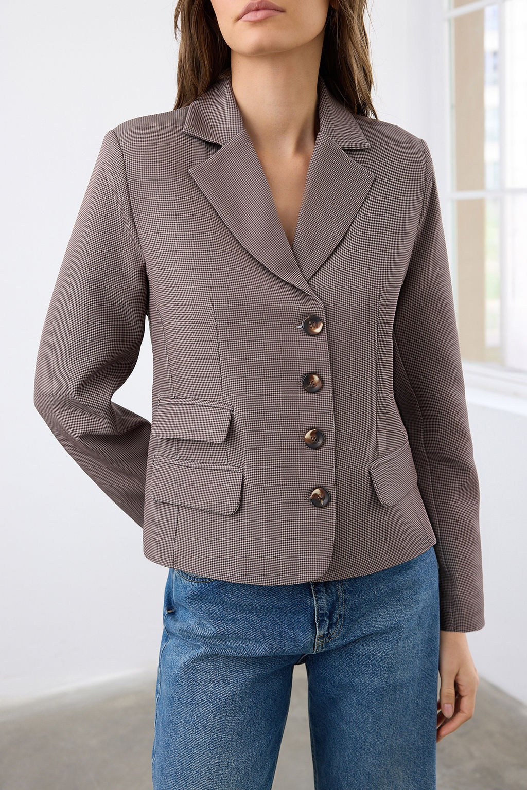 Kahverengi Ekoseli Fitted/Bele Oturan Dokuma Blazer Ceket TWOAW26BC00010