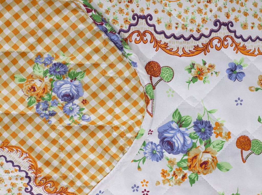 АРТ 123 Покрывало стеганое (микрофайбер) 150*210 "Скатерть" уп.