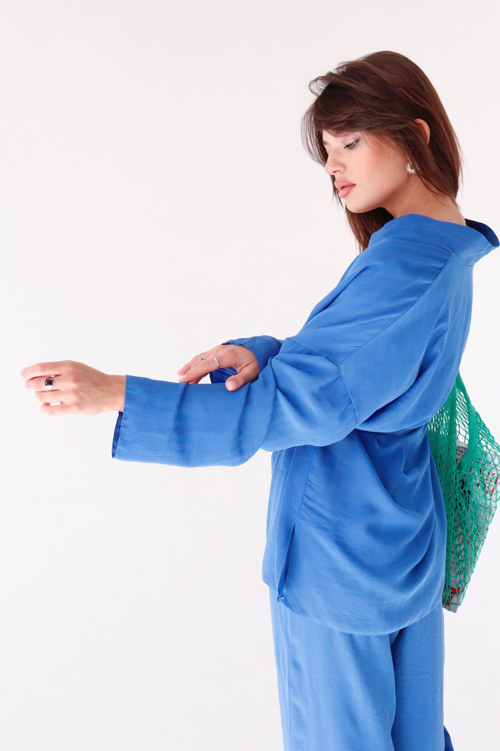 9513 Костюм из кимоно и брюк-палаццо в цвете электрик - Martichelli фото 14