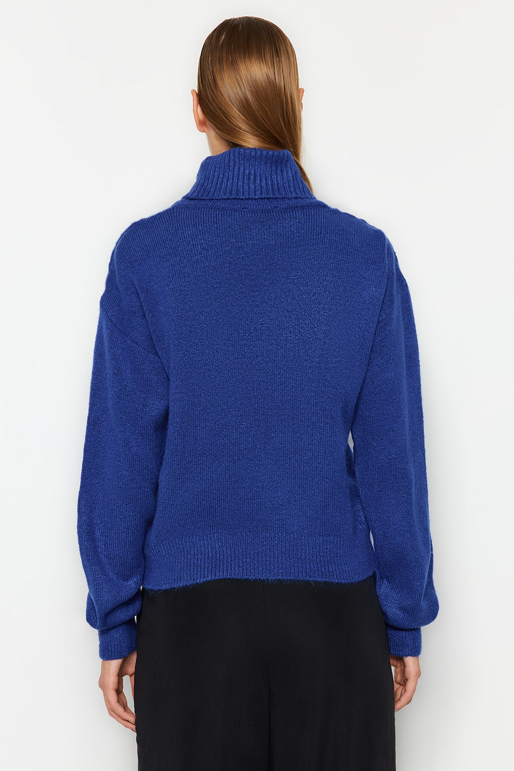 Siyah Yumusak Dokulu Tas Detayl? Bal?kc? Yaka Triko Kazak TWOAW24KZ00188 - Trendyolmilla фото 20