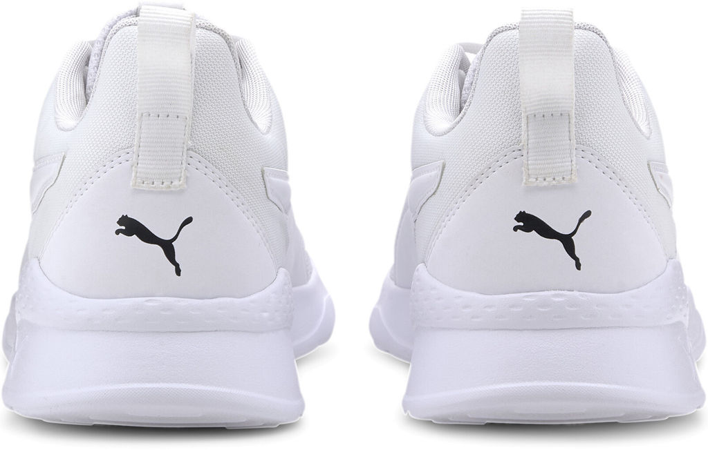 Кроссовки взрослые