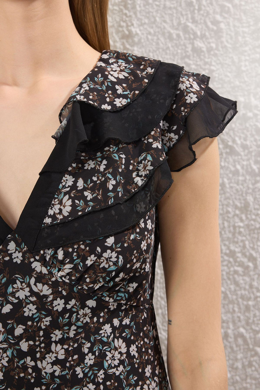 Siyah Cicekli A Kesim Yakas? Kat Kat F?rf?rl? Maxi Dokuma Elbise TWOSS25EL00284 - Trendyolmilla фото 4