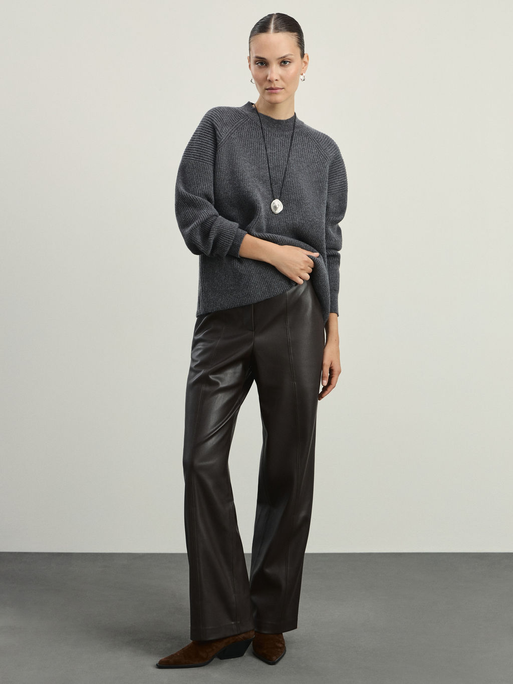 Джемпер с воротником-стойкой / Zarina  фото 2