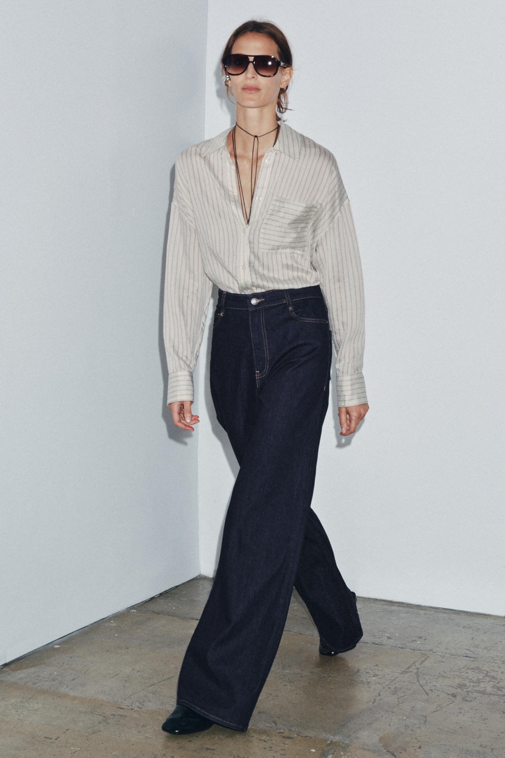 ZW COLLECTION HIGH-WAIST WIDE-LEG JEANS - Zara фото 4