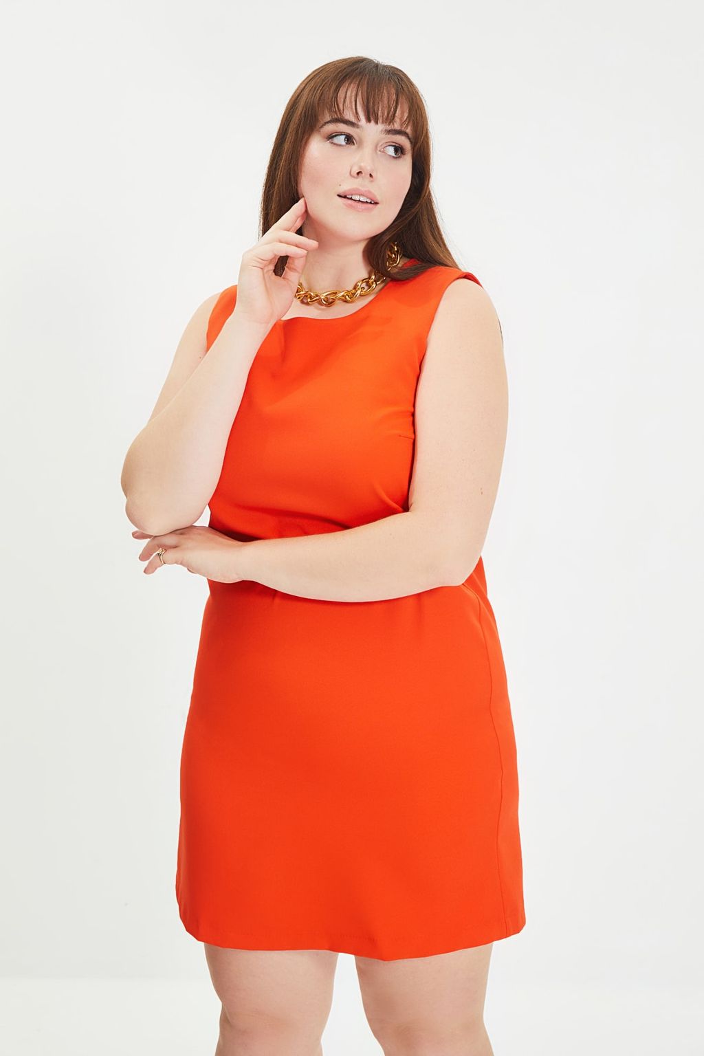 Nar Cicegi Duz Kesim Kolsuz Bisiklet Yaka Mini Dokuma Elbise TWOSS19FG0063