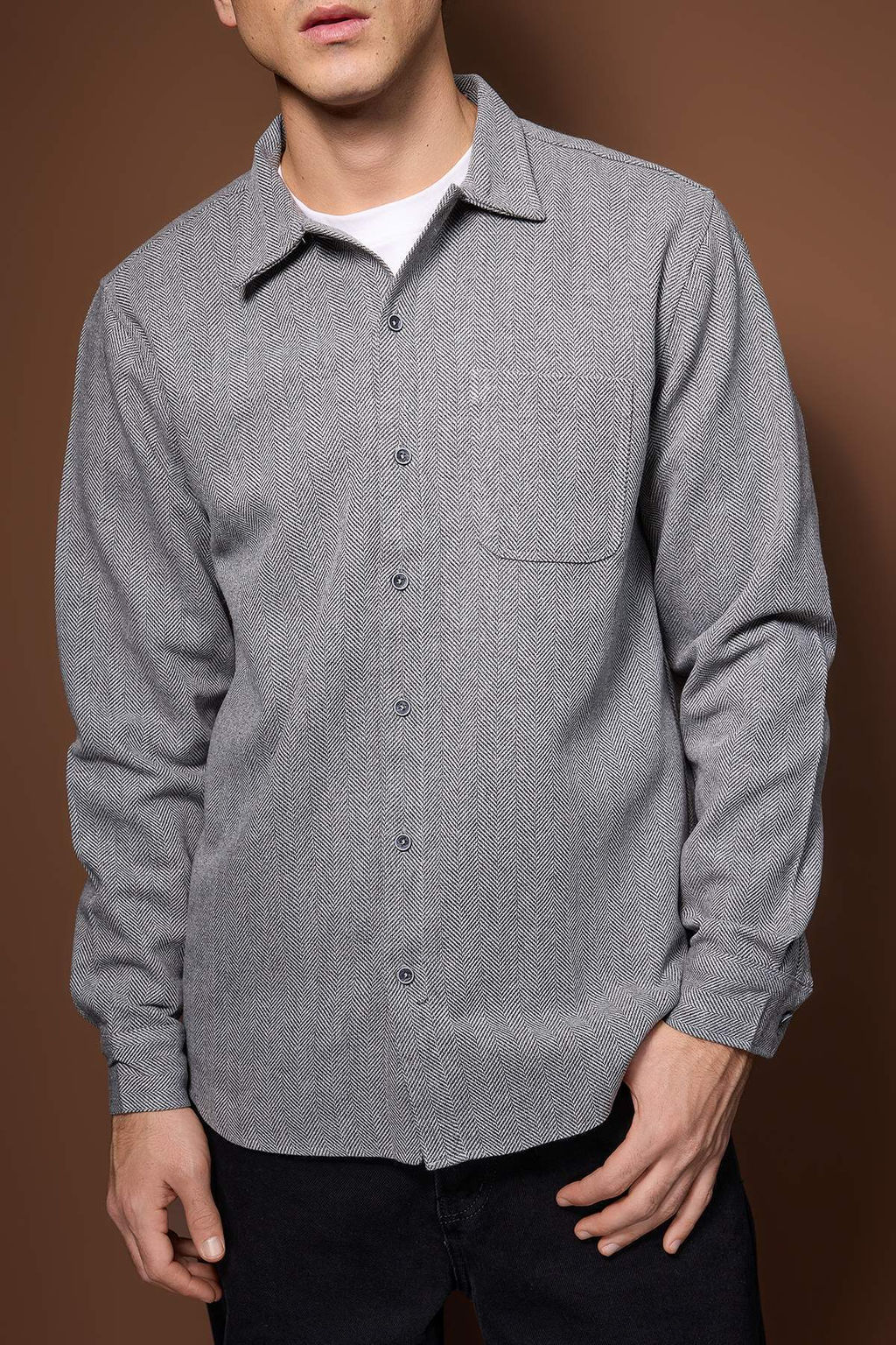 Siyah Regular Erkek Gomlek TMNAW26GO00029 - Trendyolmilla фото 4