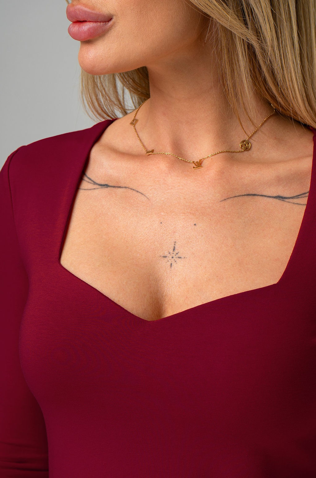 Женский лонгслив с глубоким вырезом Happyfox - Happy fox фото 4