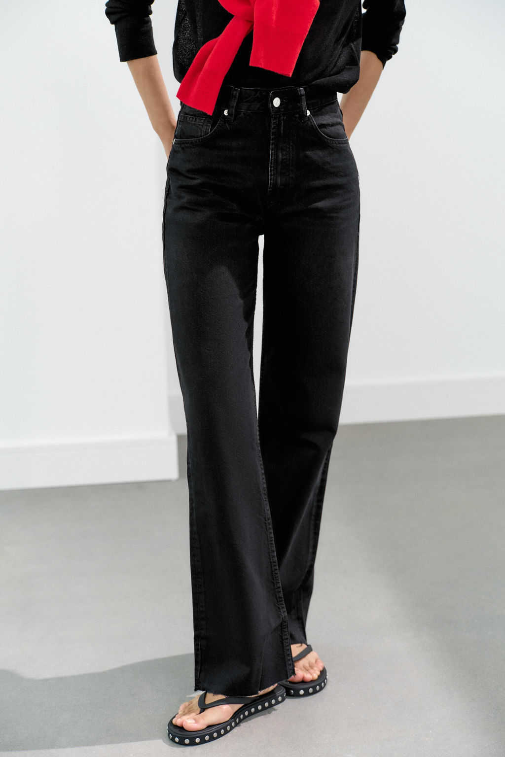 JEANS TRF WIDE LEG TIRO ALTO / Negro - Zara фото 2