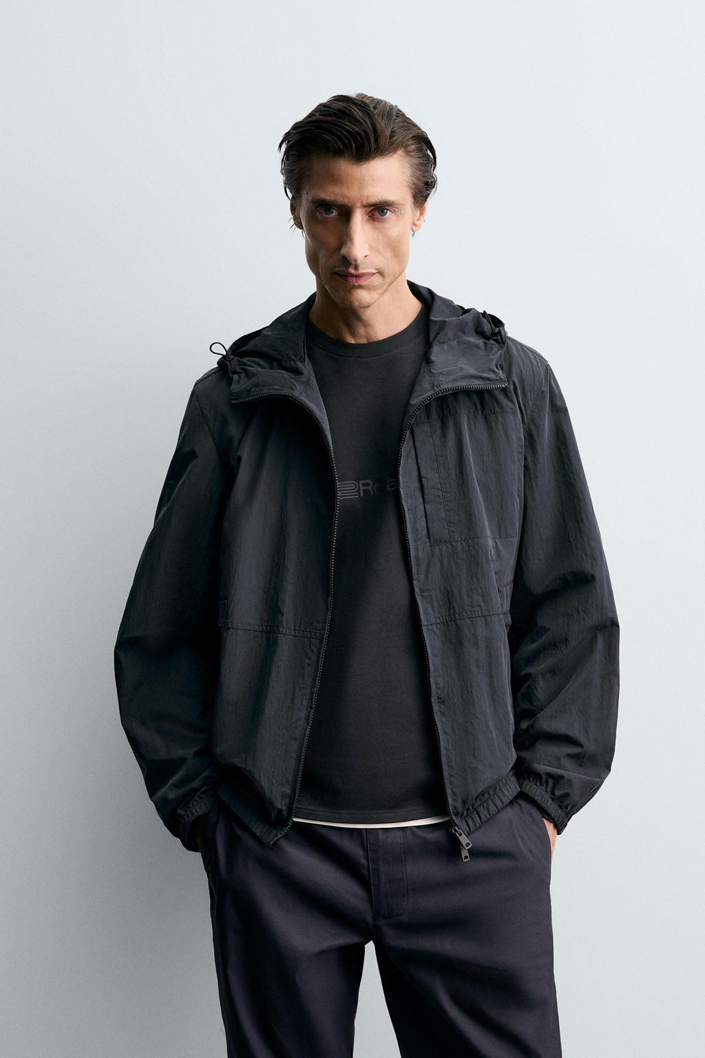 LIGHTWEIGHT WATER-REPELLENT TECHNICAL JACKET