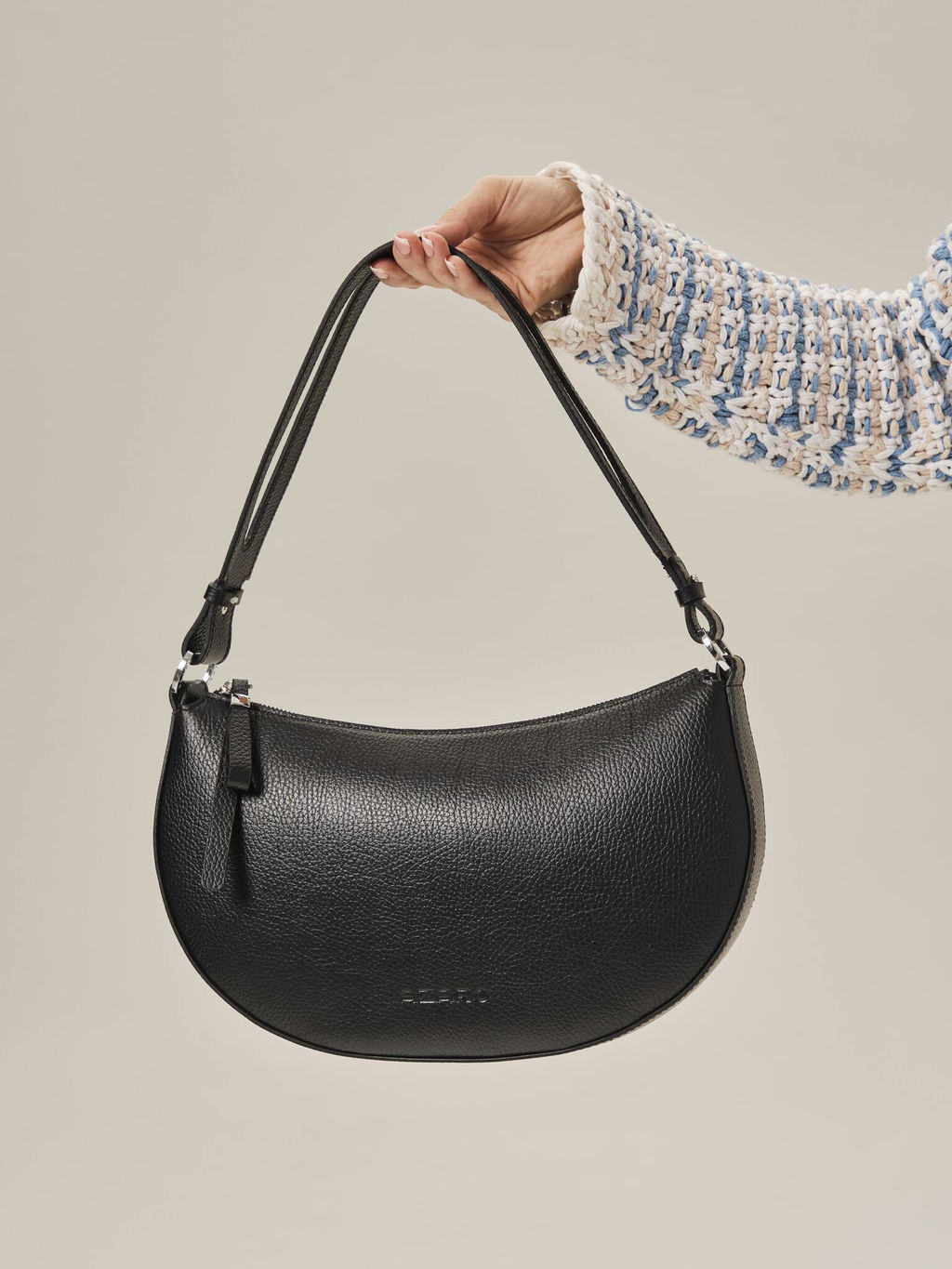 Сумка женская сэддл Azaro 31042 черный