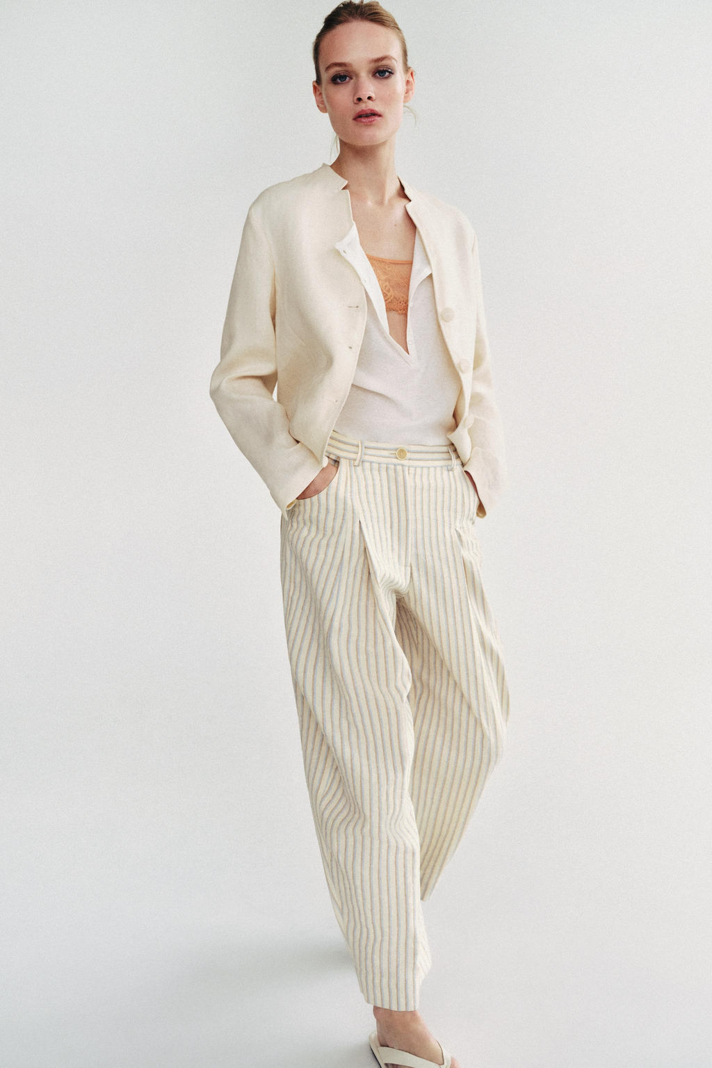 PANTAL?N BARREL RAYAS ZW COLLECTION / Crudo - Zara фото 4