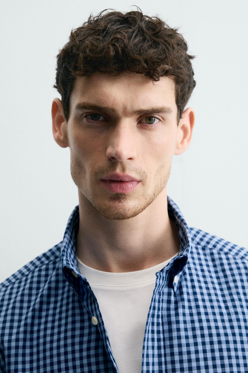 CAMISA REGULAR FIT ALGOD?N / Azul / Marino - Zara фото 6