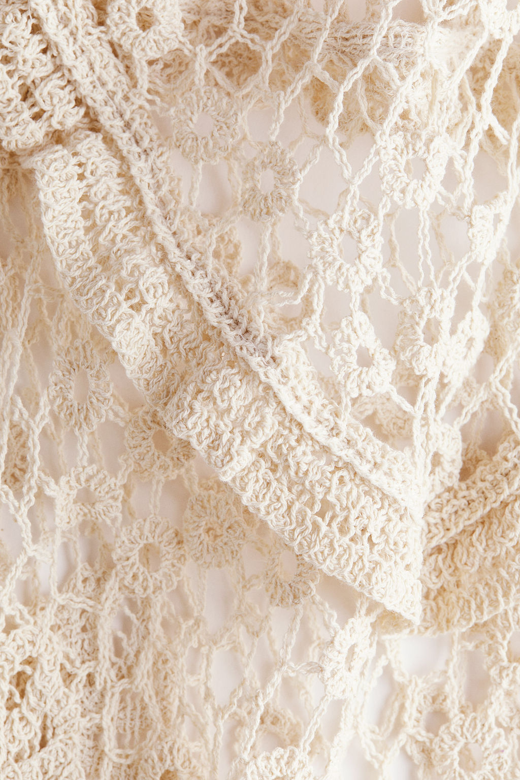 Vestido efecto crochet con manga circular - H&m фото 5