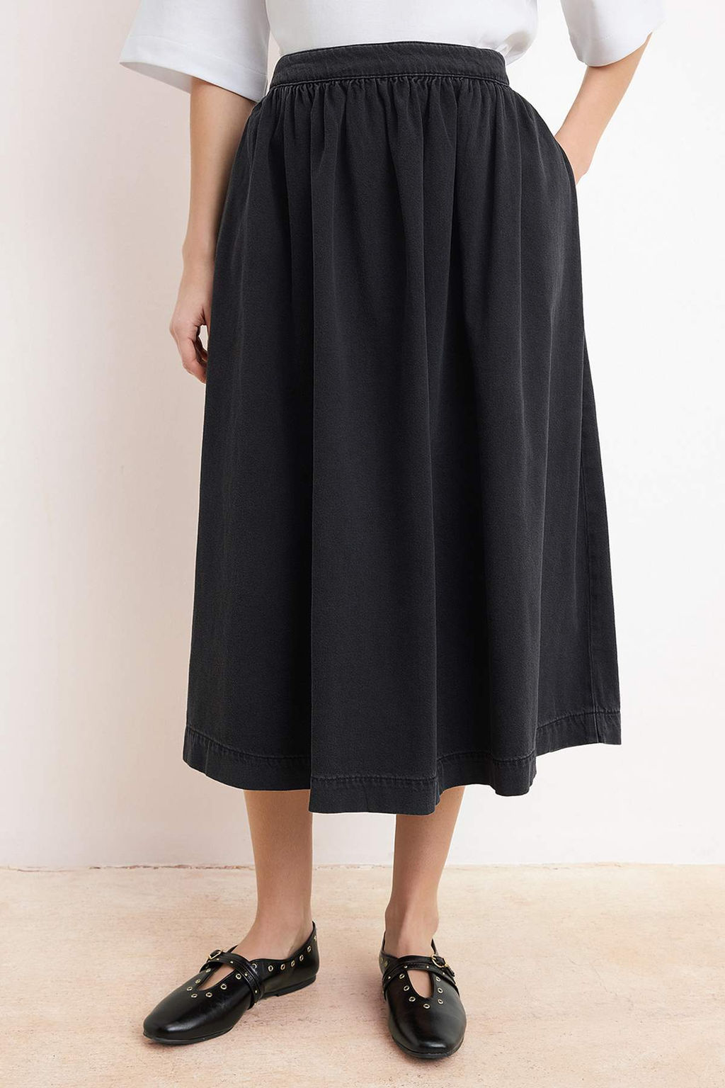 Antrasit DOKUMLU Pileli %100 Pamuk Volanl? Maxi Denim Etek TWOSS26ET00013 - Trendyolmilla фото 5