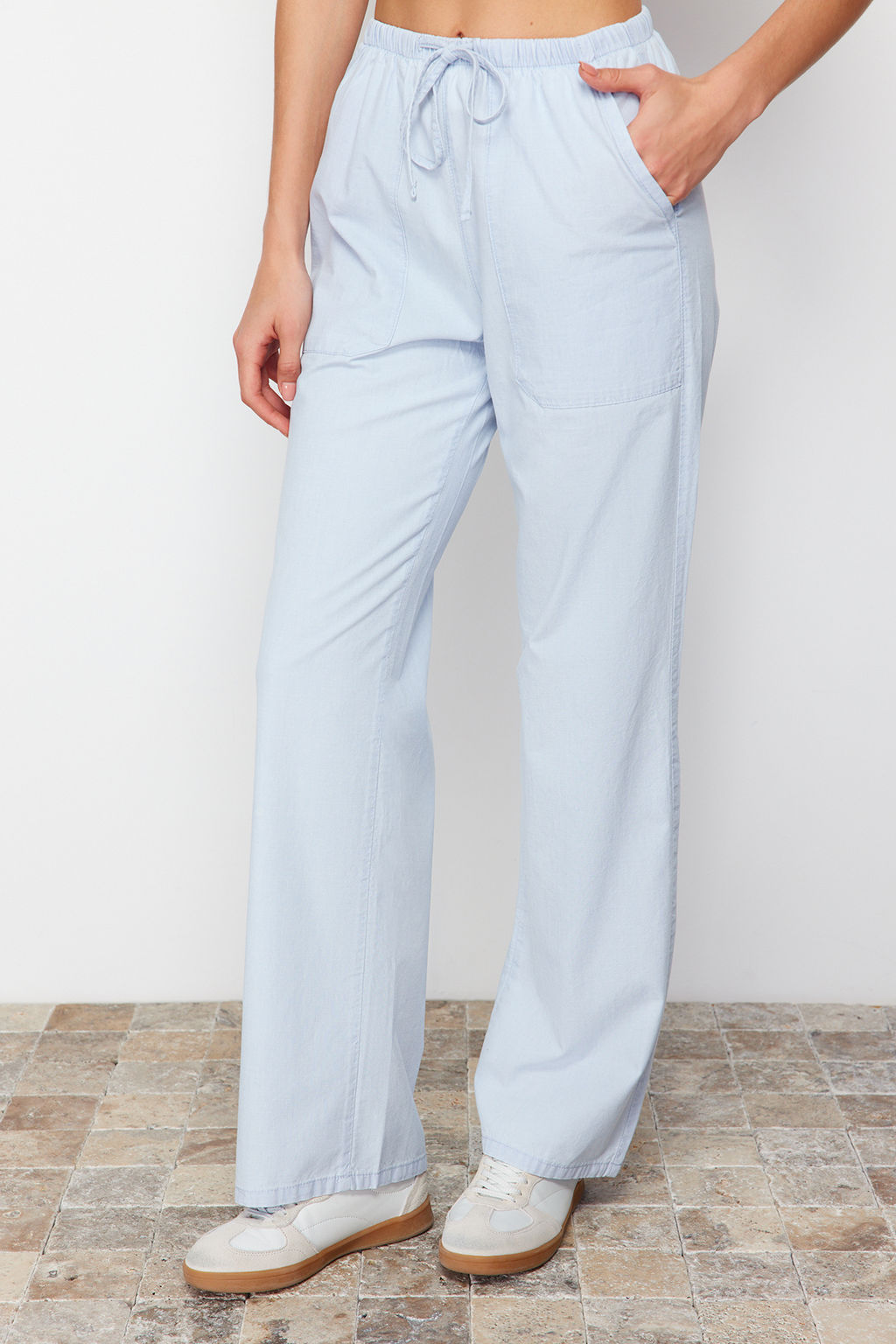 Ac?k Mavi Beli Lastikli Chambre Yuksek Bel Wide Leg Jeans TWOSS24JE00233 - Trendyolmilla фото 4