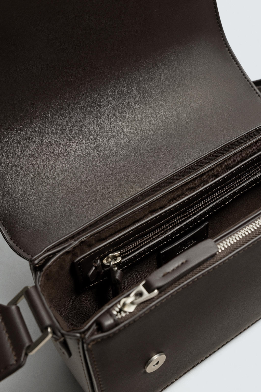 PLAIN CROSSBODY BAG WITH FLAP - Zara фото 14