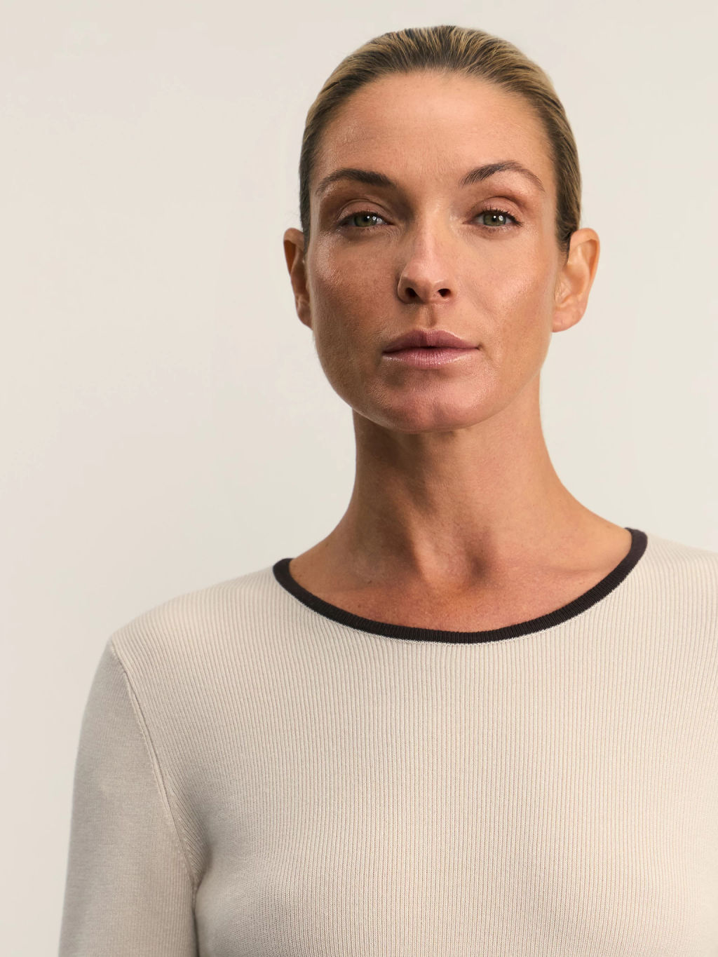 Джемпер с контрастными окантовками / Zarina  фото 6