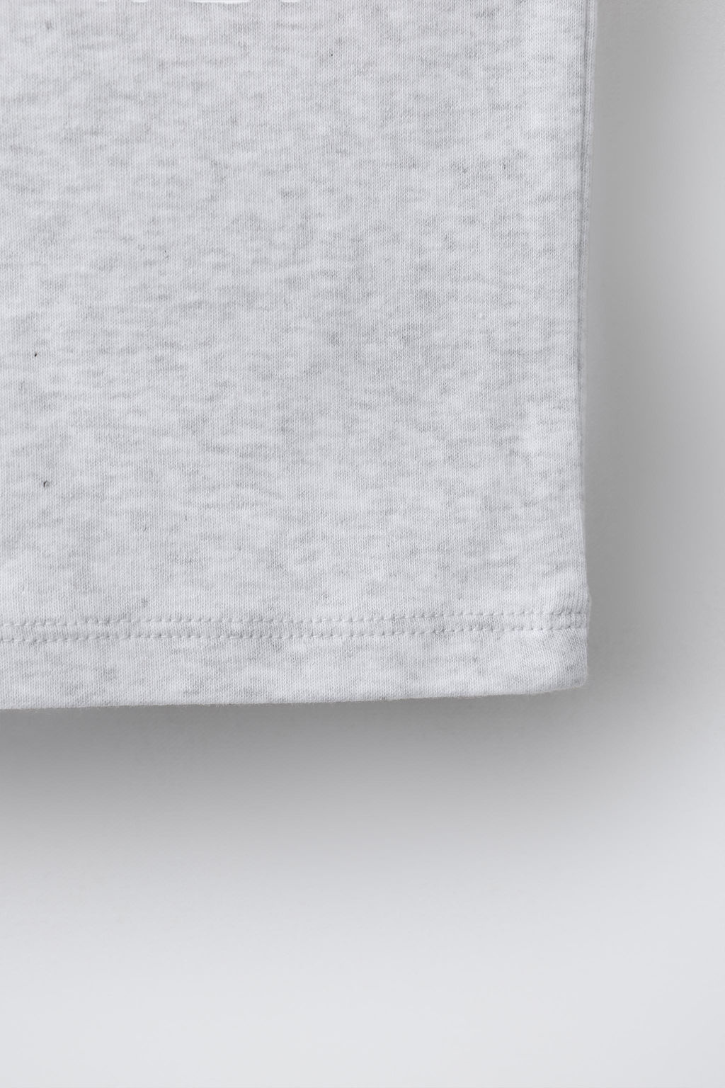 WASHED-EFFECT HELLO KITTY AND FRIENDS  SANRIO PRINT T-SHIRT - Zara фото 7