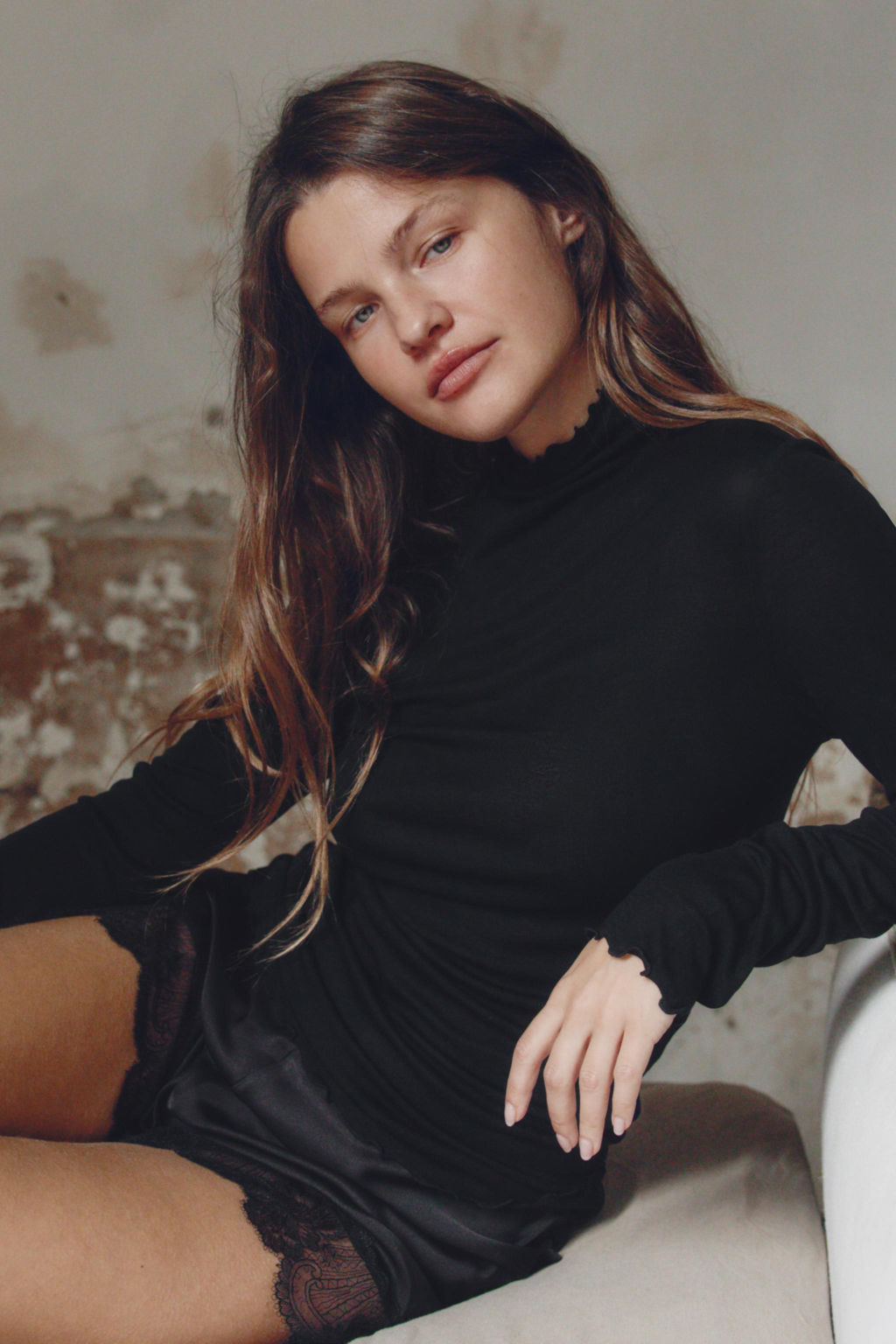 CAMISETA LISA CON LYOCELL / Negro