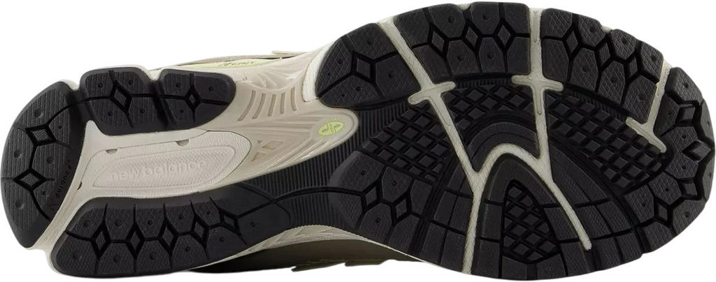 Кроссовки взрослые