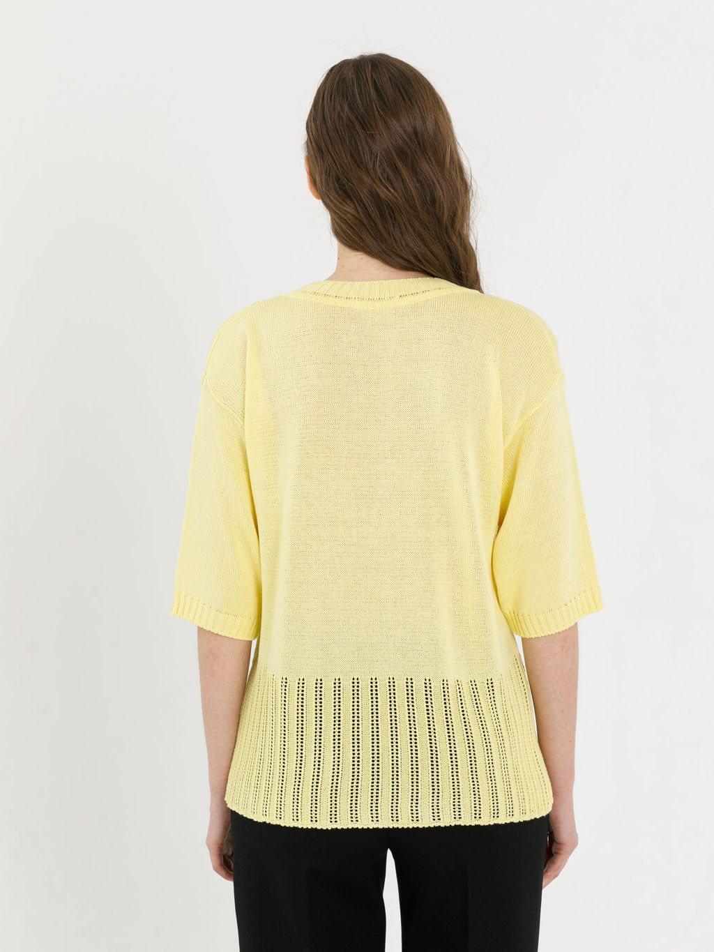 Блузка вязаная