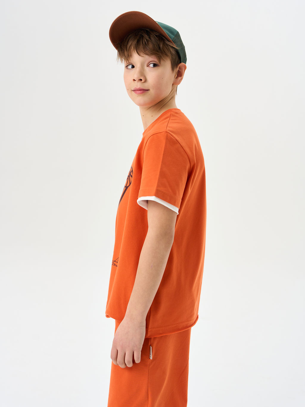 Футболка с контрастной отделкой Терракот с принтом 7+ - Bungly фото 5