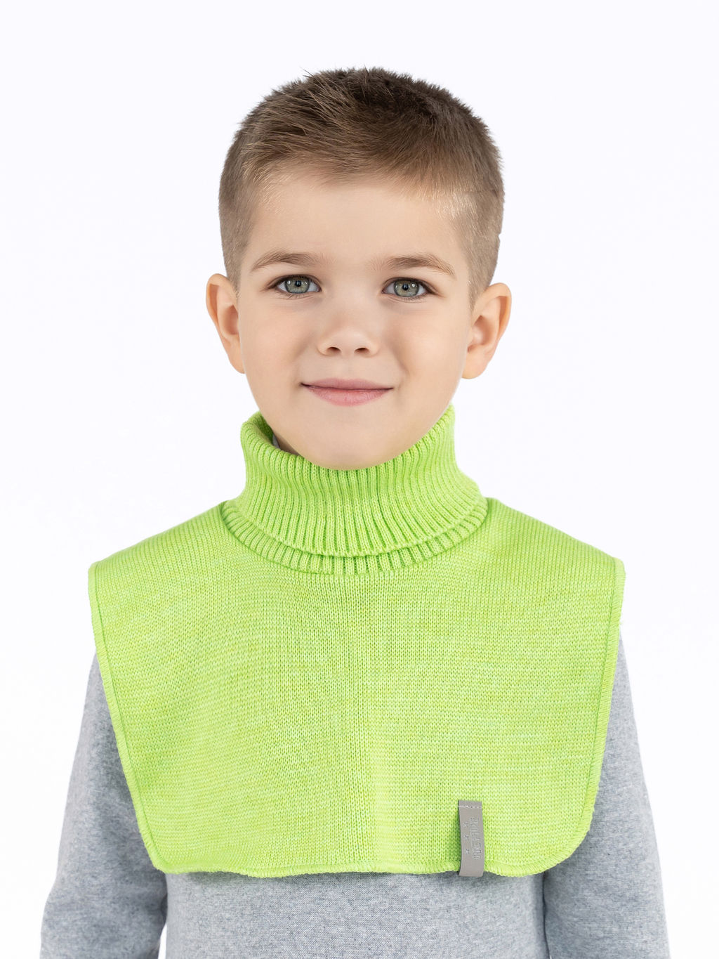 Манишка вязаная черная Ш-111 (48-54)