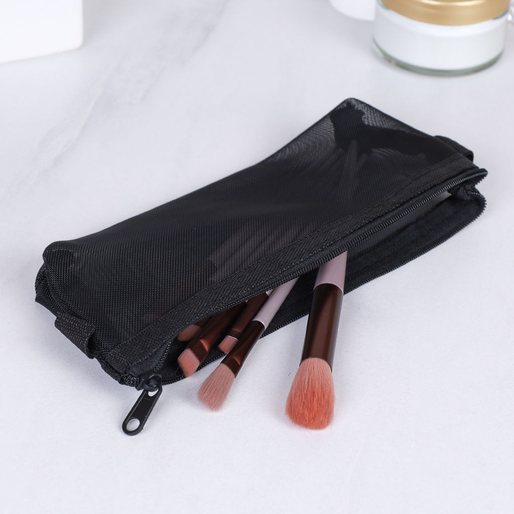 Косметичка 20х3х7 см / IU-25 /уп 300/черная