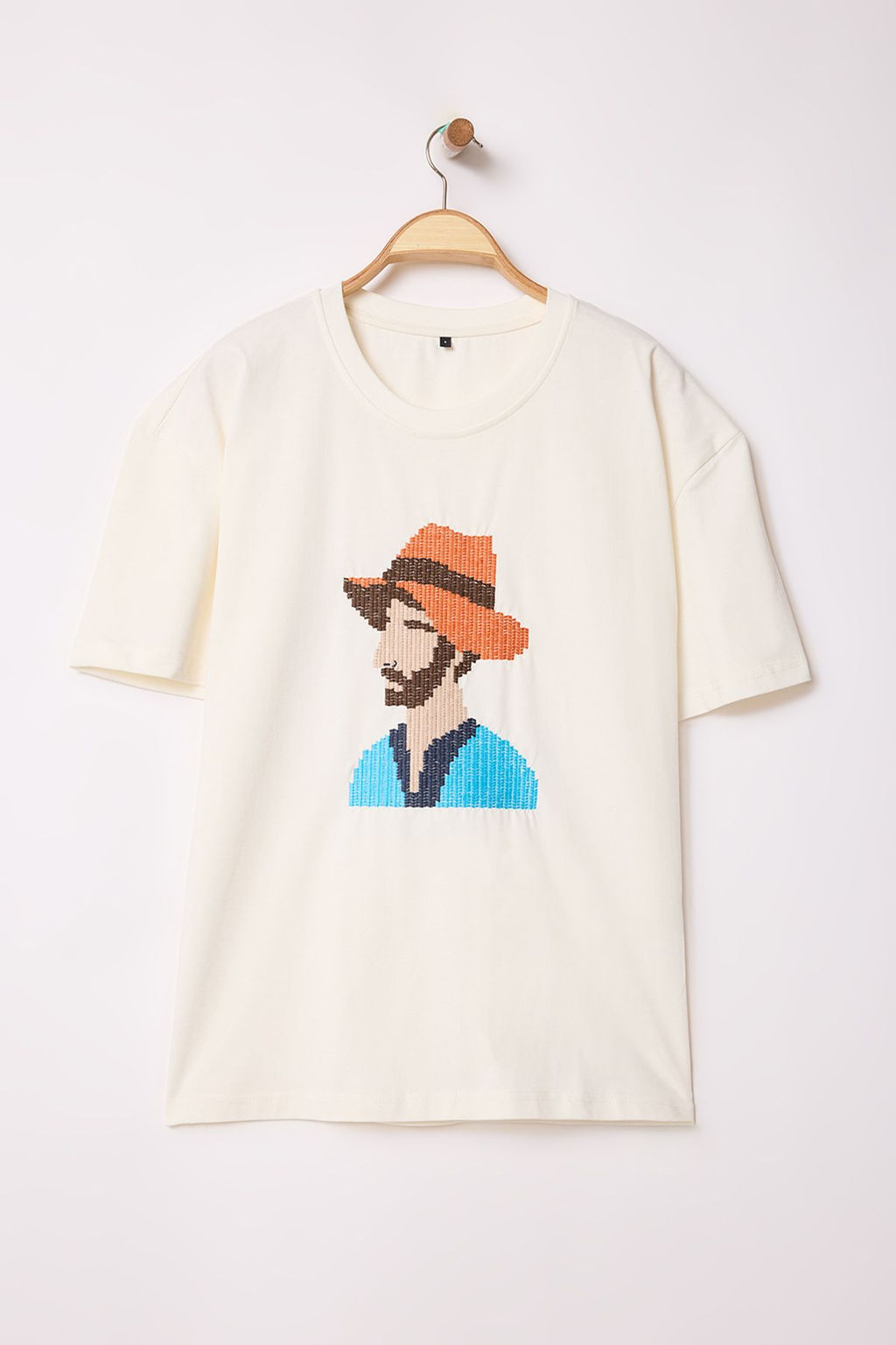 Trendyolmilla Man Ekru Oversize/Genis Kesim Nak?sl? Kal?n %100 Pamuk T-Shirt TMNSS25TS00011  фото 6