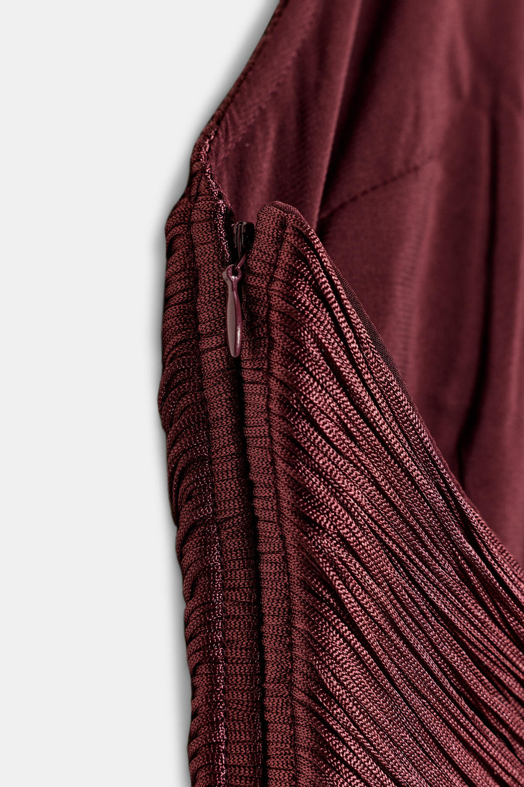 HALTER TOP WITH FRINGING - Zara фото 7