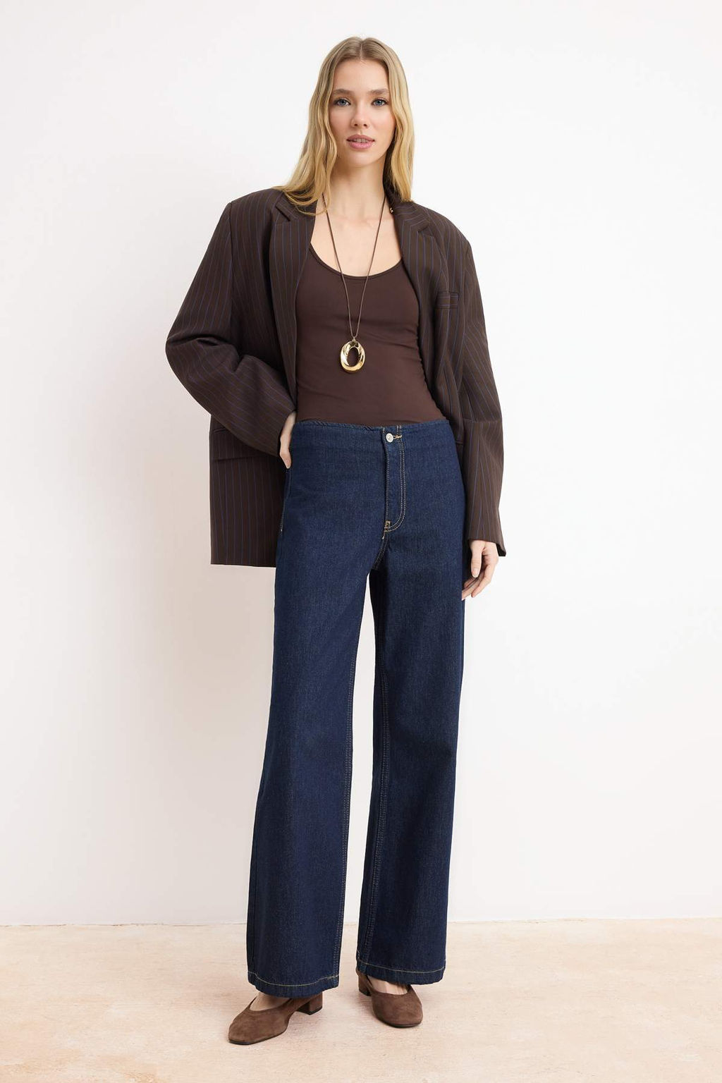 Koyu Mavi D_K_ML_ Kemer Detayl_ Normal Bel %100 Pamuk Wide Leg Jeans TWOSS26JE00020 - Trendyolmilla фото 2