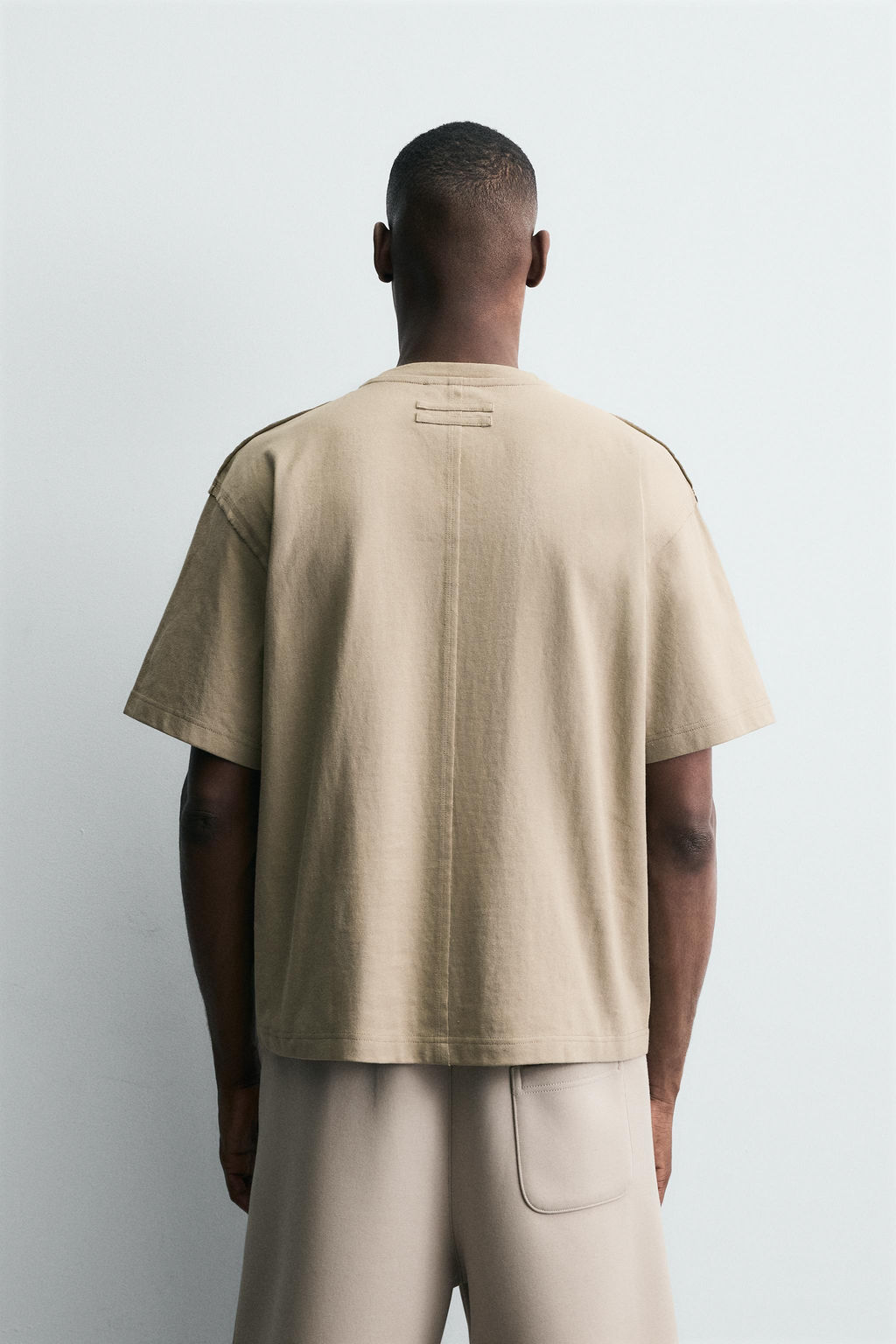 HEAVYWEIGHT REVERSE-EFFECT T-SHIRT - Zara фото 11
