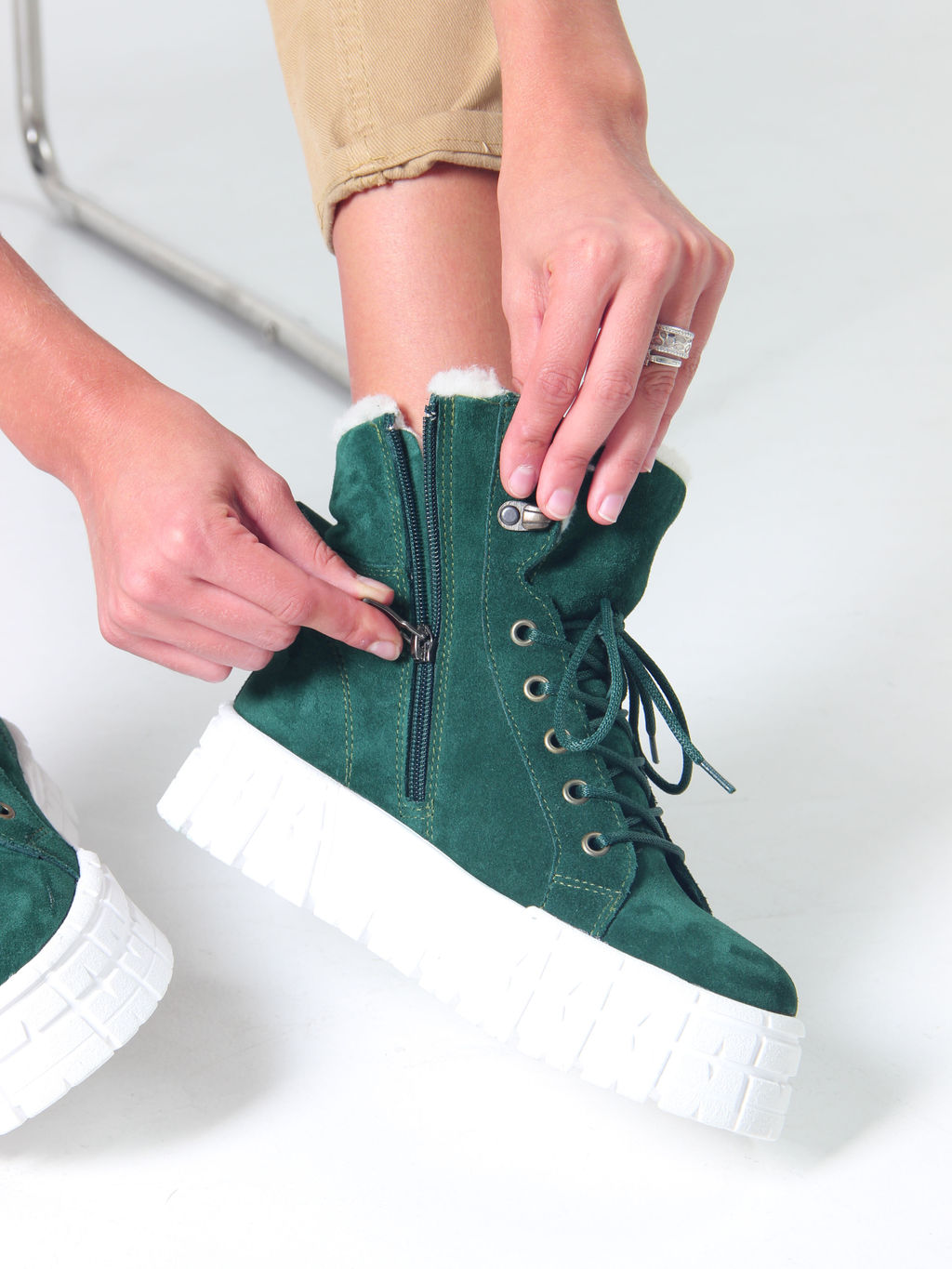 Ботинки 216.212131w. зеленый замша/Мех