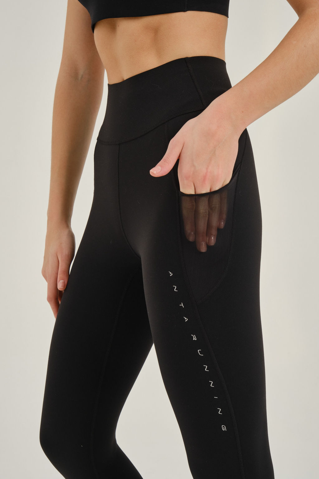 Тайтсы Черный