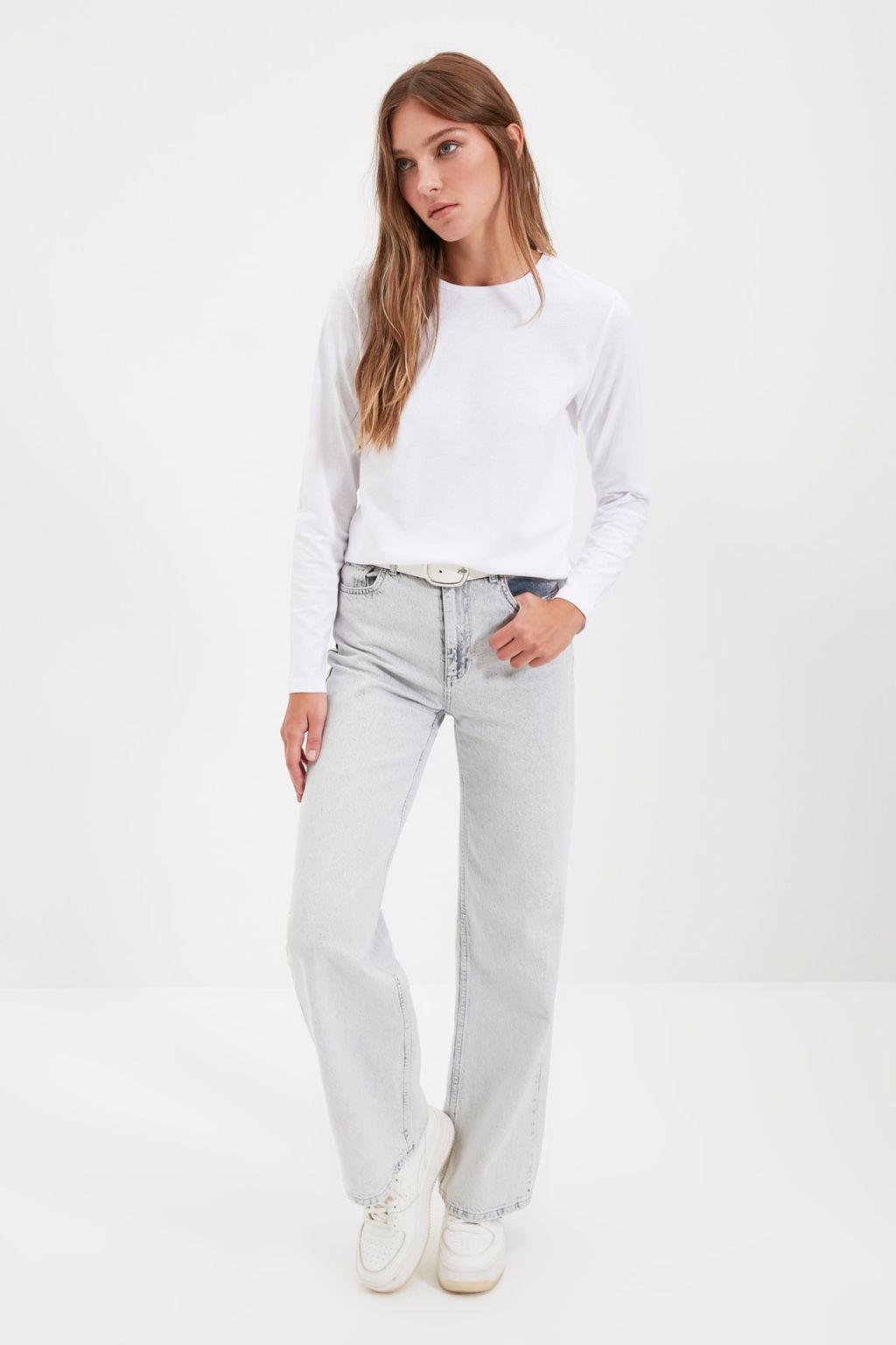 TRENDYOLMILLA Beyaz %100 Pamuk Uzun Kollu Bisiklet Yaka Regular/Normal Kal?p Basic Orme T-Shirt TWOAW21TS0098  фото 11