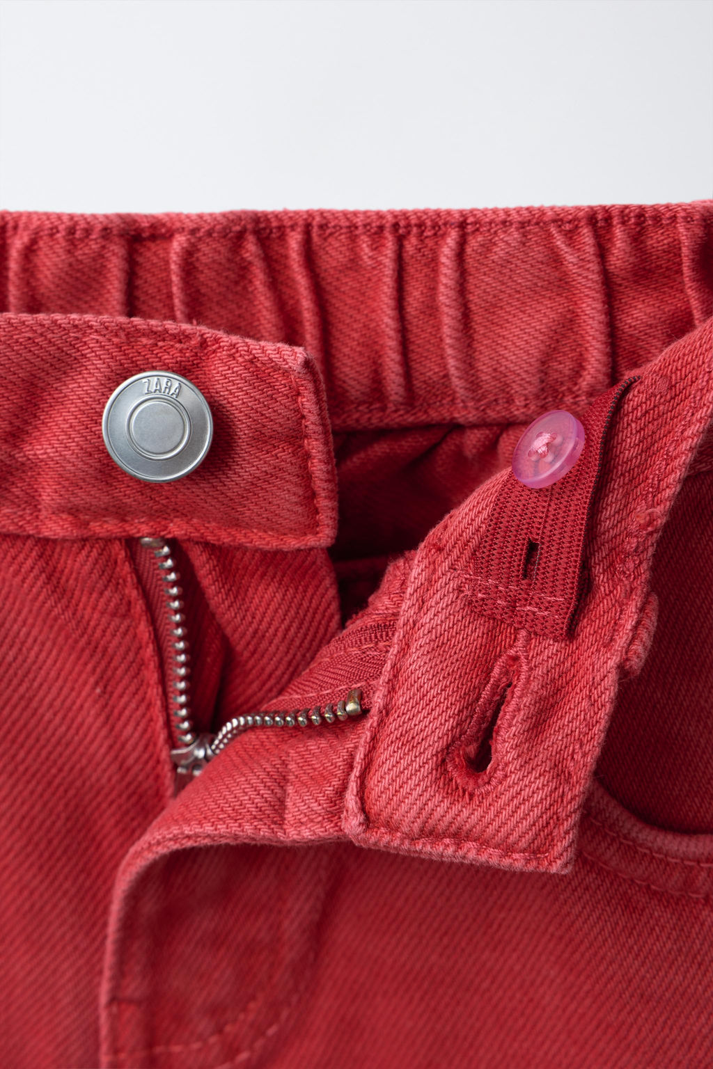 BERMUDA DENIM ROTOS / Rojo - Zara фото 3